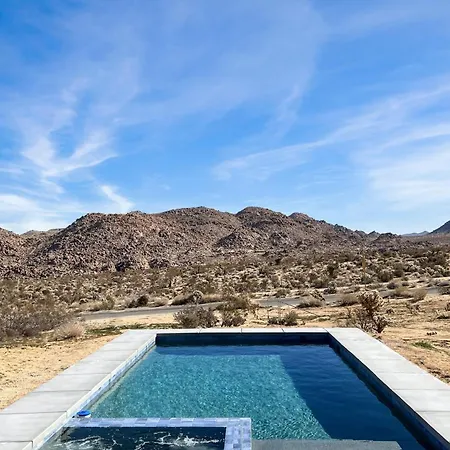Chicory By Avantstay Modern Desert Retreat W Hot Tub Joshua Tree Esterno foto